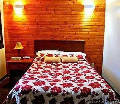 The Capri Motel Winnipeg 2*,  Kanada
